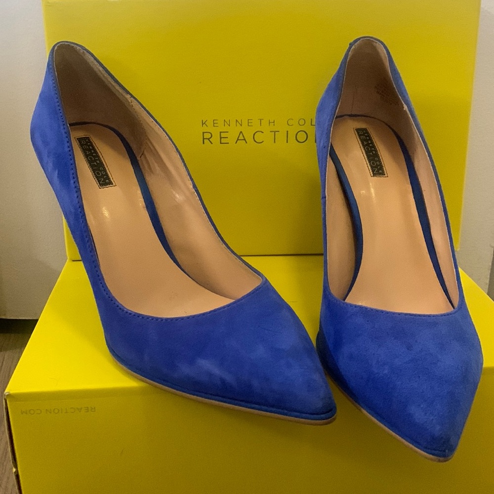 Kenneth Cole blue suede heals